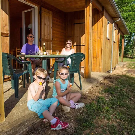 Madame Vacances Les Chalets Du Lac De La Vingeanne *